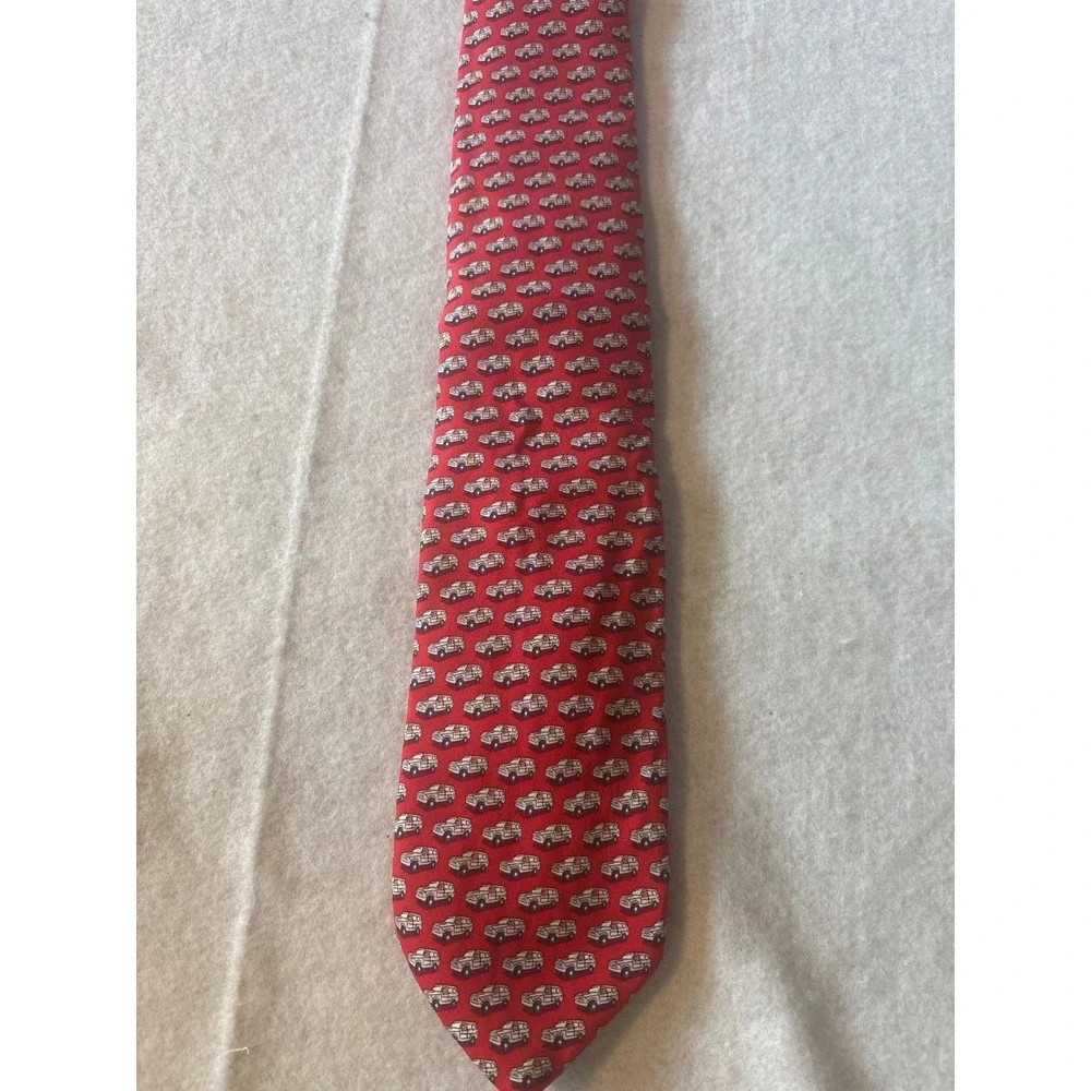 Vineyard Vines Necktie Mens OS Red Excellent Silk SUV Brunswick School Custom